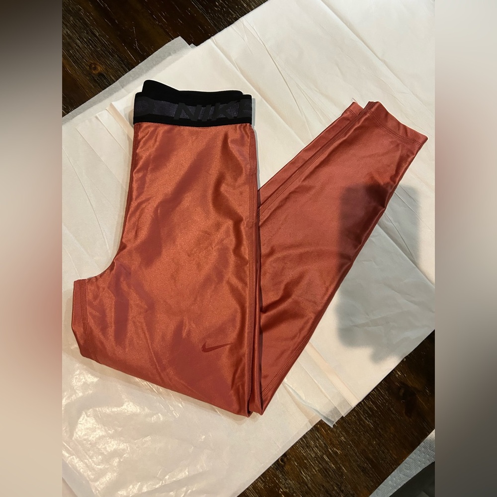 Nike Women's Pro High-Waisted 7/8 Leggings NWOT